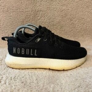 NOBULL Knit Runner Black White Gum Sole Athletic Training Shoes Womens 8